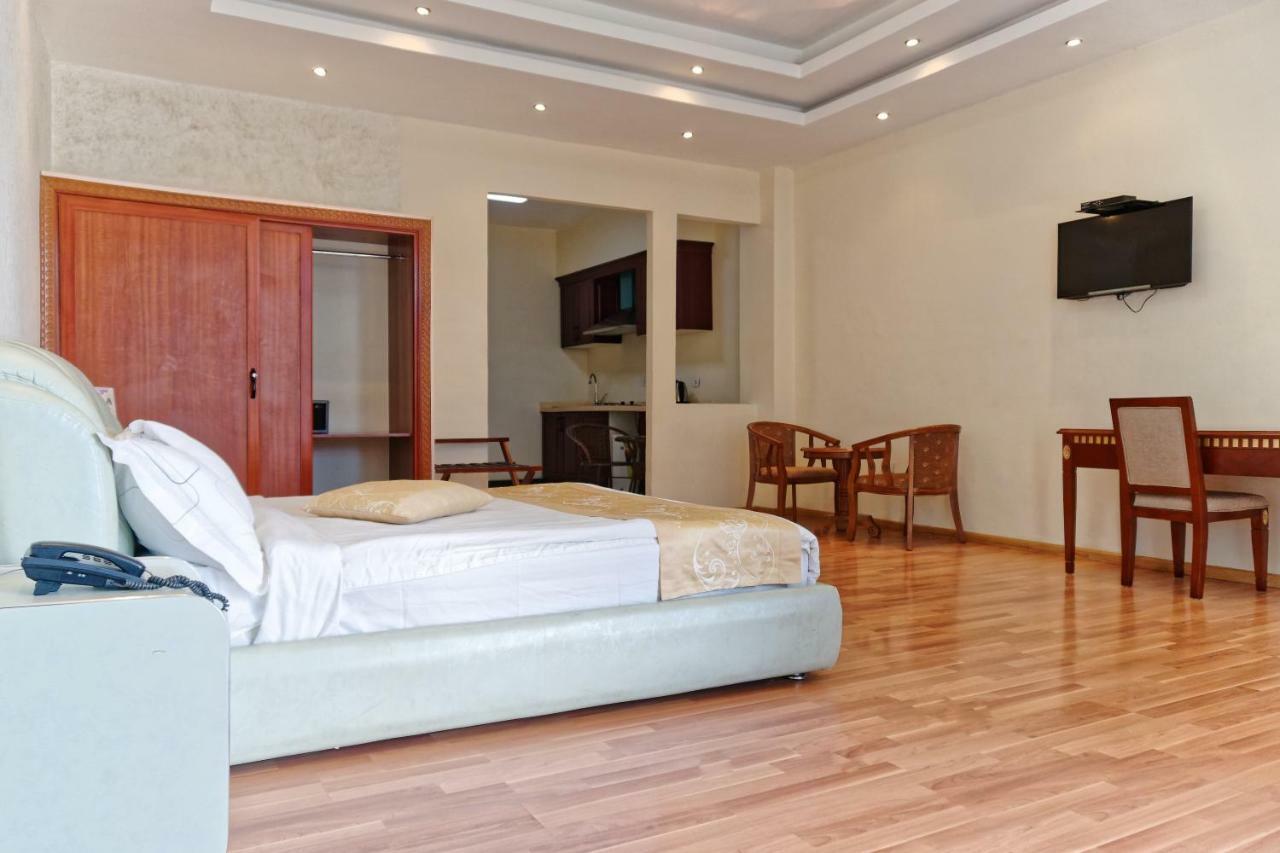 Impress Hotel Adis Abeba Exterior foto