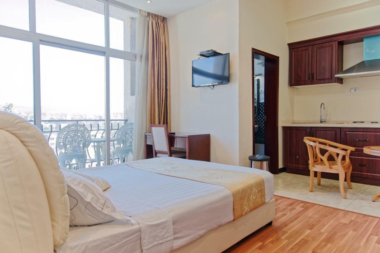 Impress Hotel Adis Abeba Exterior foto