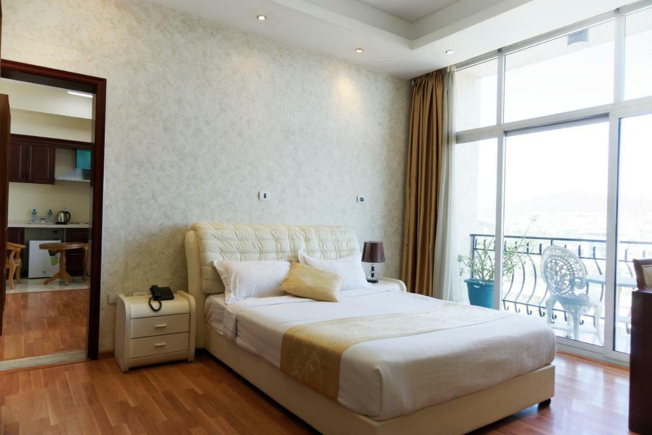 Impress Hotel Adis Abeba Exterior foto
