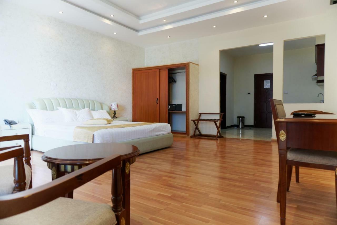 Impress Hotel Adis Abeba Exterior foto